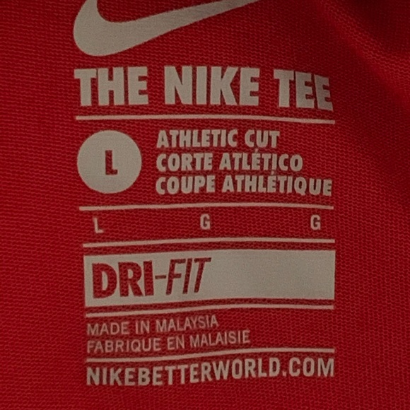 nike tee - Picture 4 of 4